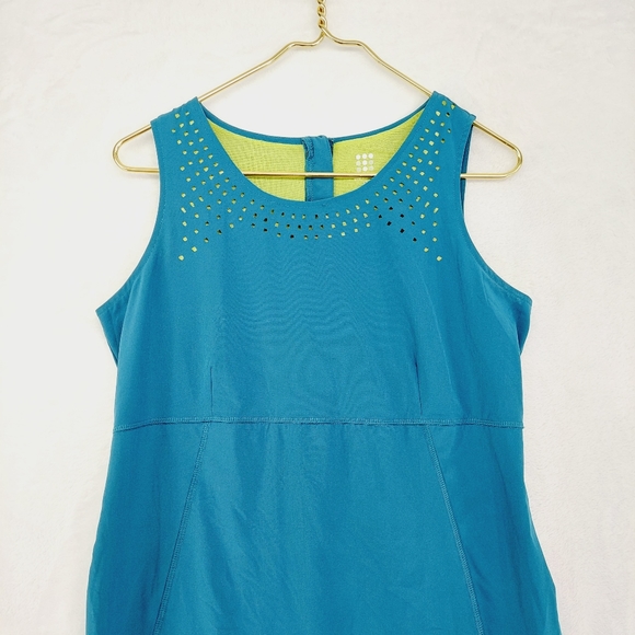 Title Nine Nimblene Laser Cut  Teal Lime Green ZIpper Pocket Dress - Picture 4 of 8